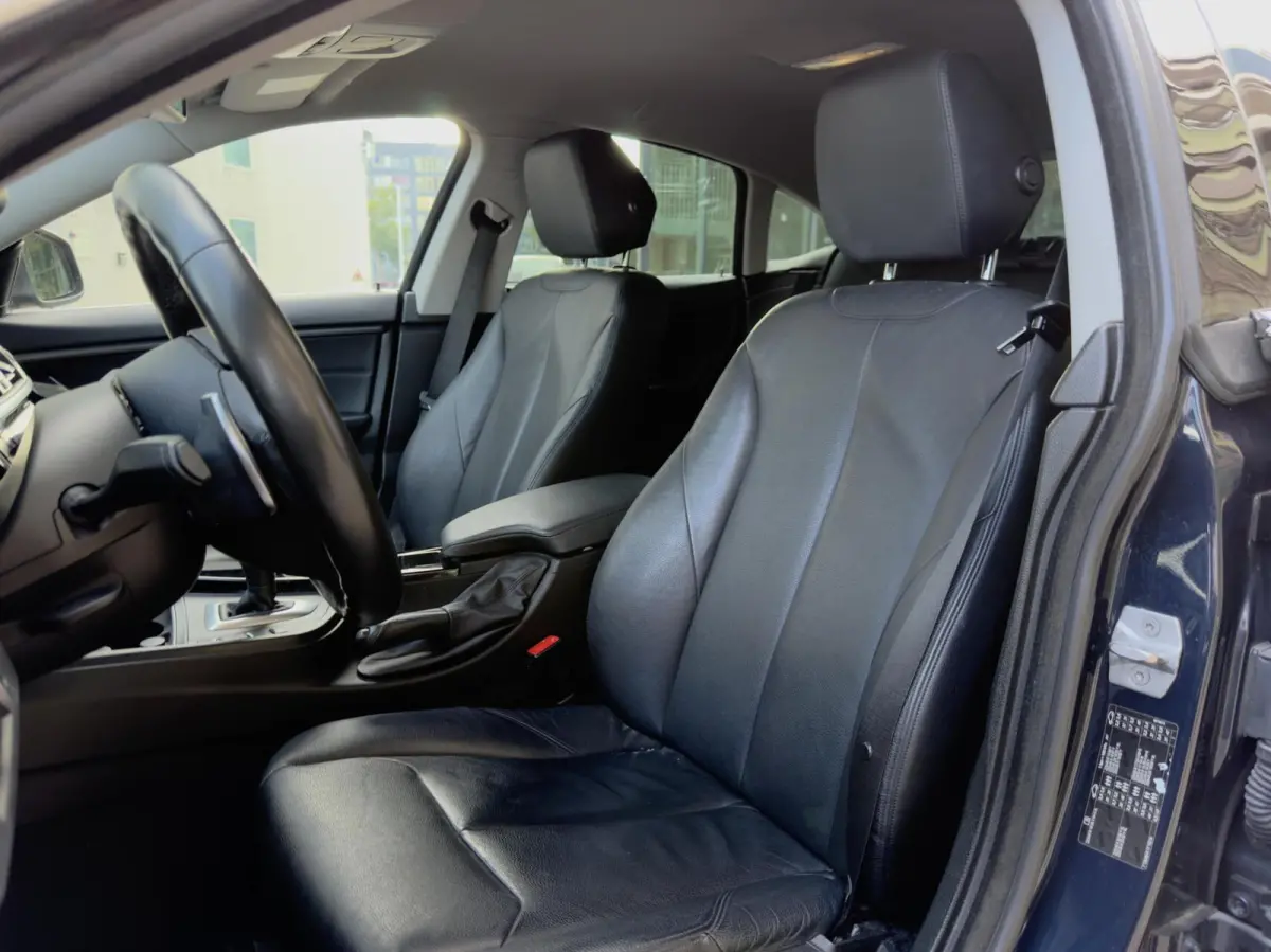 420i Corporate Lease Executive