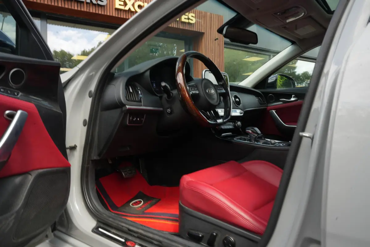3.3 V6 T-GDI AWD GT Schuifdak Stoelverw. Leer Cruise Camera