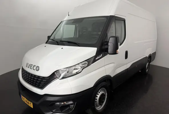 35S16V 2.3 L2H2 l AUTOMAAT l CLIMA l 3500KG TREKHAAK