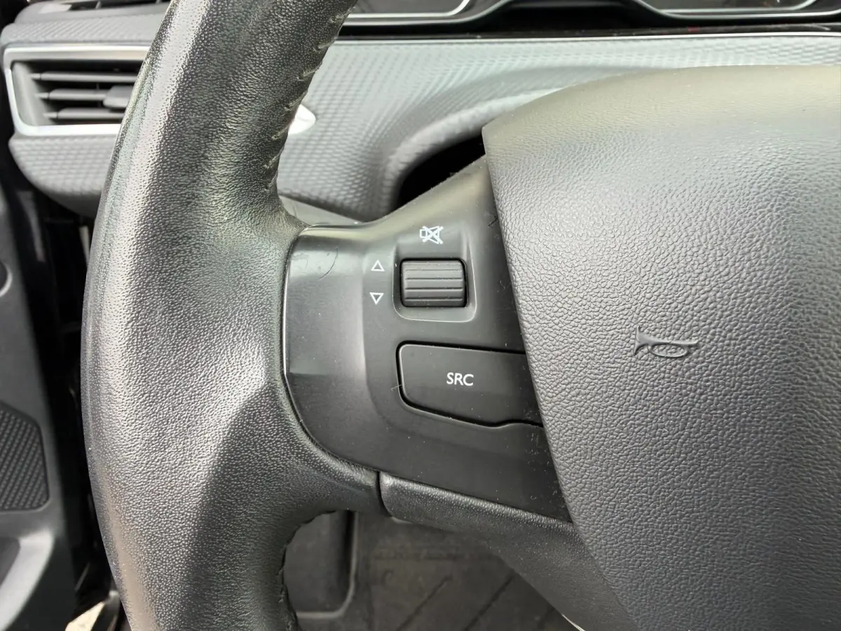 1.2 Blue Lion/AIRCO/PANO/TREKH/CARPLAY/APK/NAP