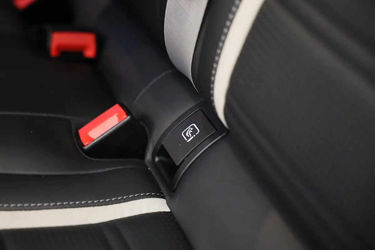 AMG 63 S Premium Plus Pack / Schaalstoelen / Keramisch / Memory / Head Up / Burmester / Pano / Led / Pdc