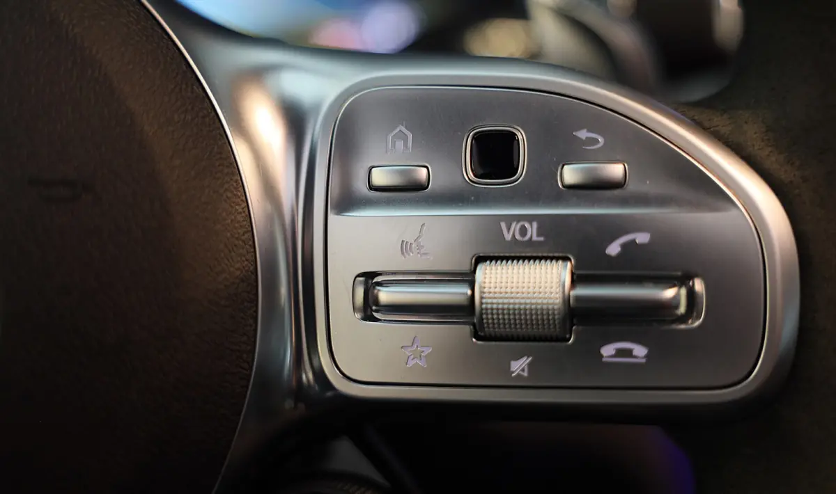 AMG 63 S Premium Plus Pack / Schaalstoelen / Keramisch / Memory / Head Up / Burmester / Pano / Led / Pdc