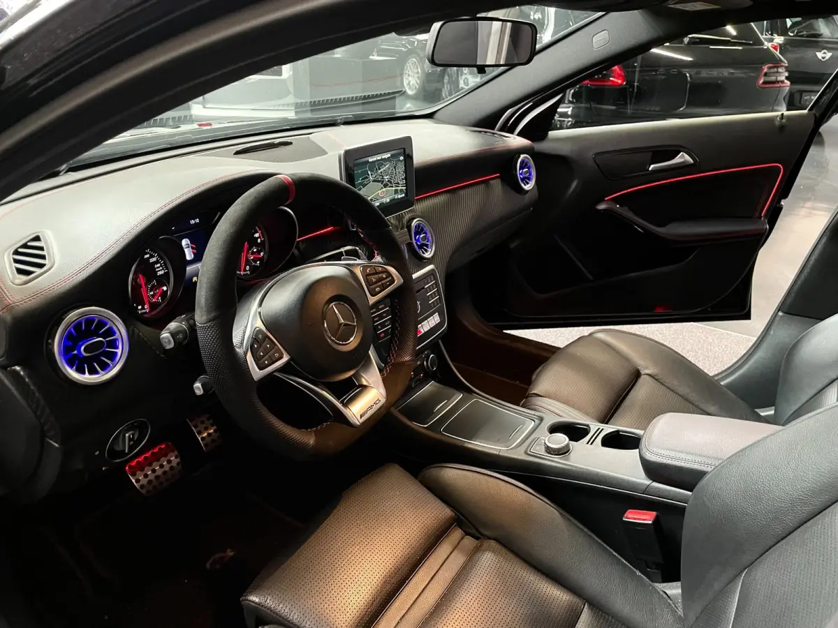 180 Business Solution AMG PANO NAVI