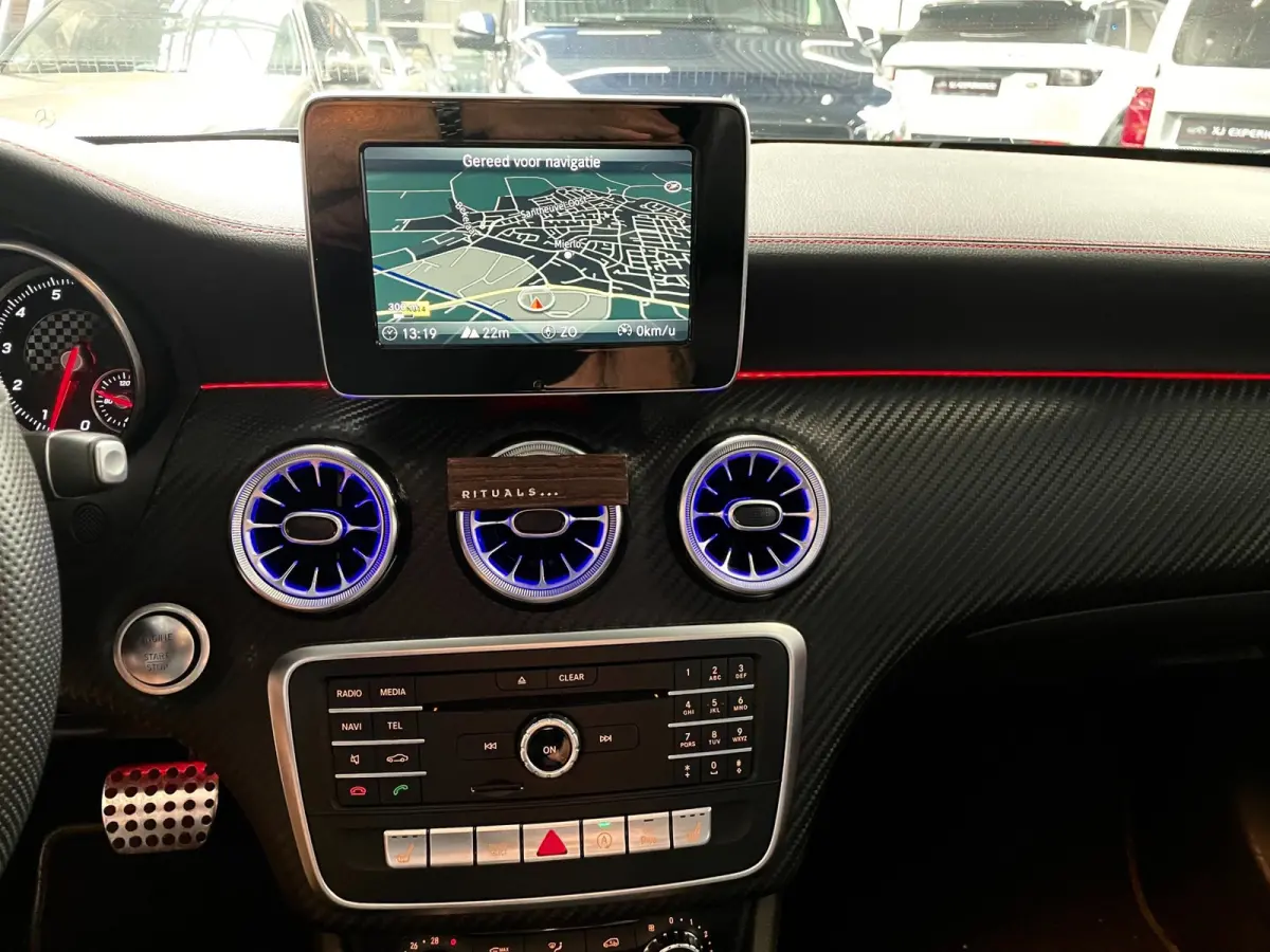 180 Business Solution AMG PANO NAVI