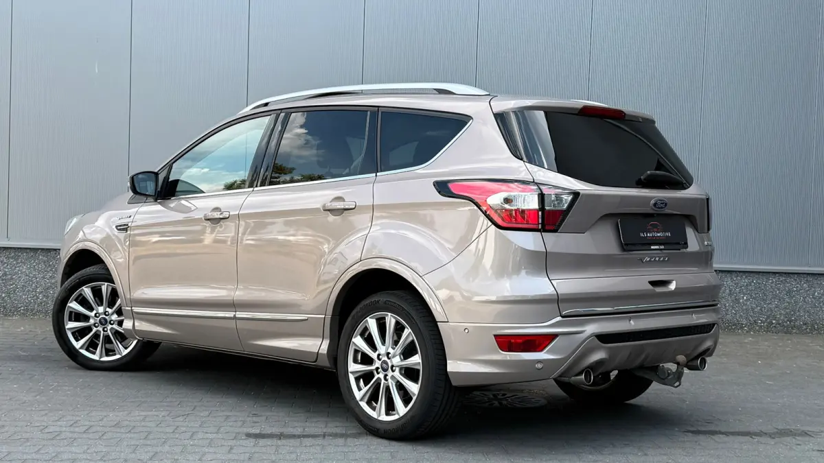 Vignale 4WD AUT Pano ACC Trekhaak Camera Leder