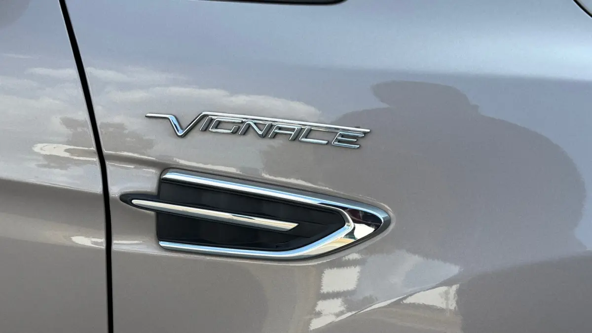 Vignale 4WD AUT Pano ACC Trekhaak Camera Leder