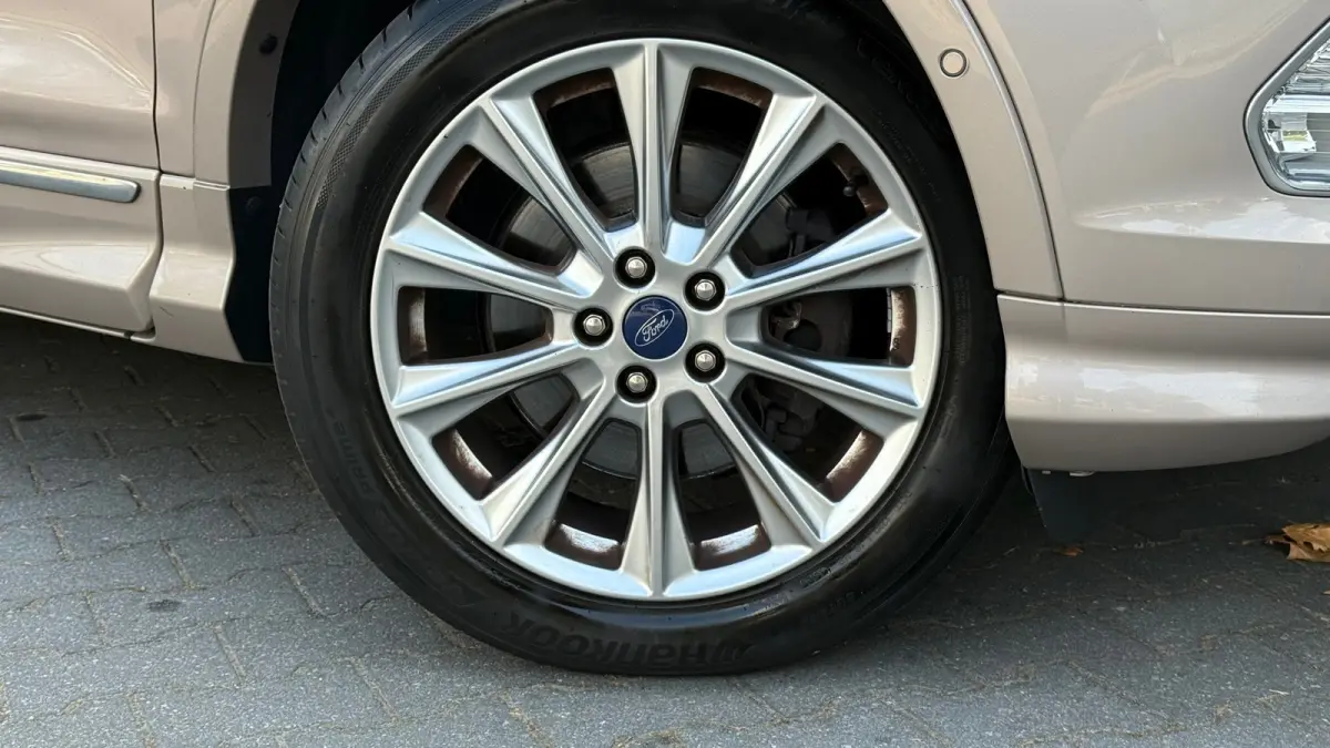 Vignale 4WD AUT Pano ACC Trekhaak Camera Leder