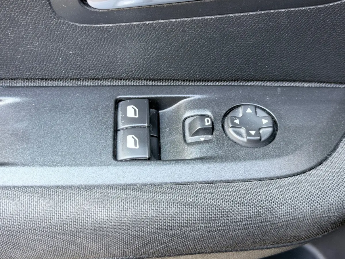1.2 PureTech Blue Lease Active