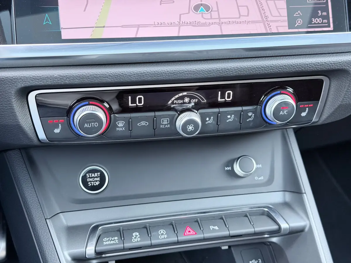 35 TFSI S Edition Competition Pano/Keyless