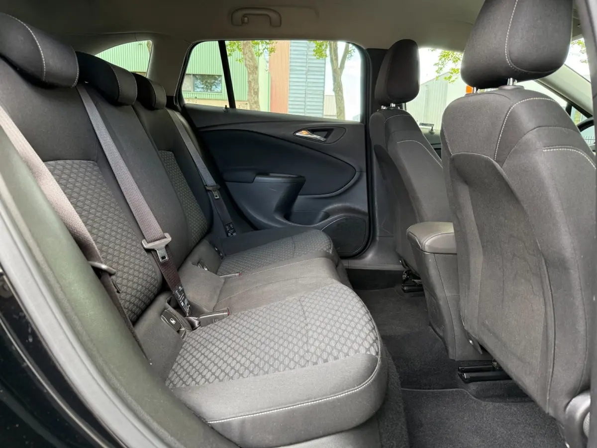 1.0 Online Edition Apple Carplay Facelift Volledige onderhouden