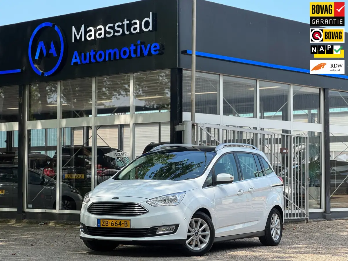 1.0 Titanium 7 zits PANO Leer Facelift Vol Dealer onderhouden