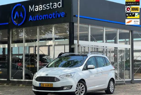 1.0 Titanium 7 zits PANO Leer Facelift Vol Dealer onderhouden