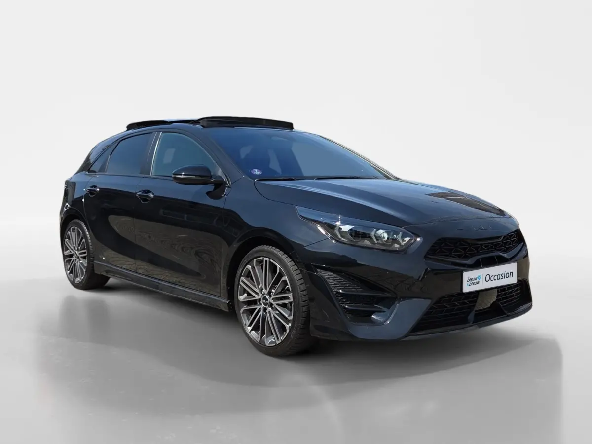 1.5 T-GDi GT-PlusLine Automaat | 140 PK | Schuif-kanteldak | JBL | Elektr. verstelbare bestuurdersstoel met geheugenfunctie |  18" lichtmetalen velgen | Dodehoek detectie  | Chameleon Tint U