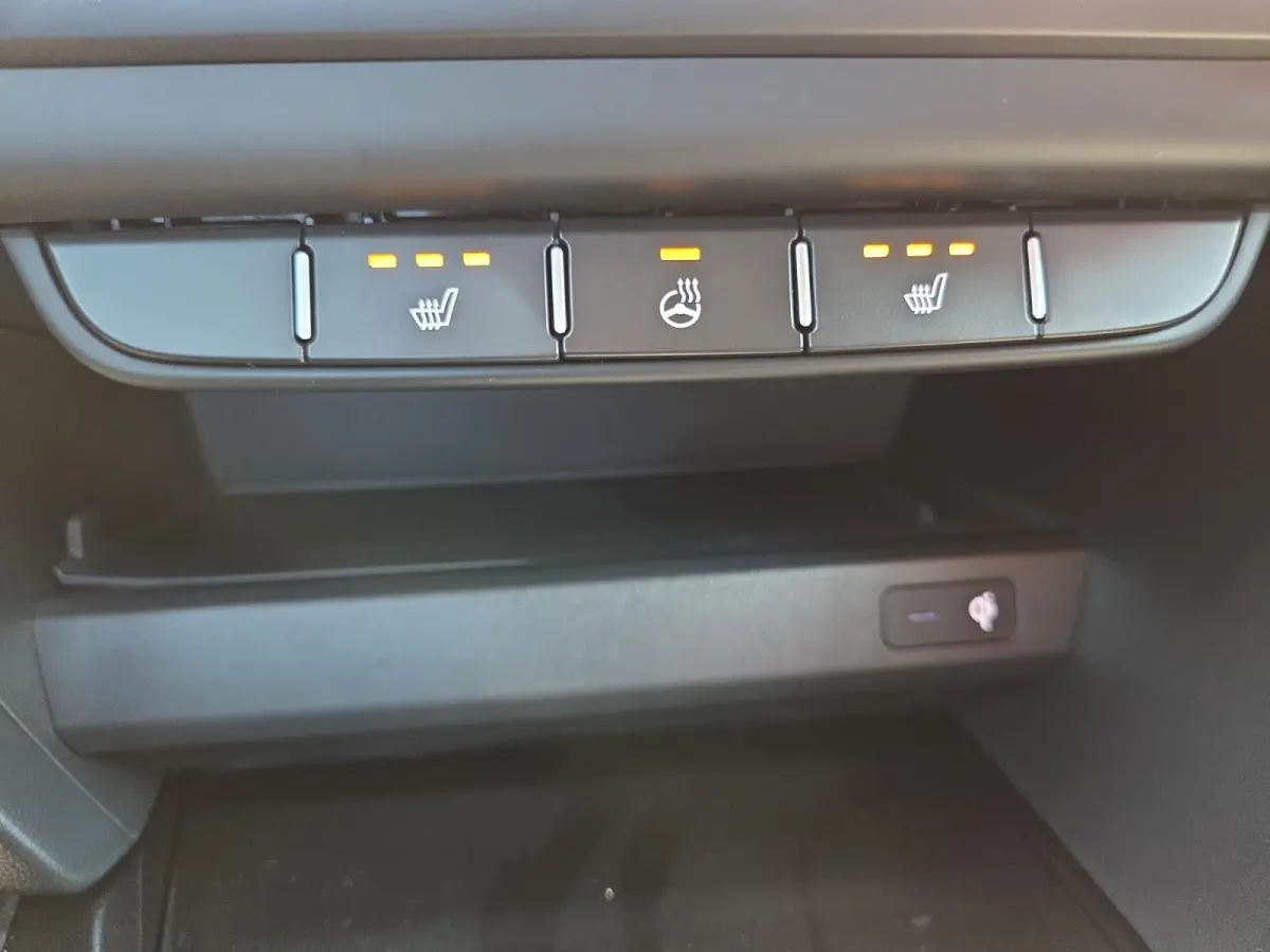 1.0i Turbo DynamicPlusLine Navi | Apple Carplay/Android Auto | Cruise Control Adaptief | Camera | | Keyless start & entry | Dodehoeksensoren | Fabrieksgarantie t/m 12-10-2031 + 3x 1 jaar* | 