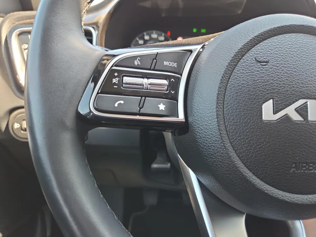 1.0i Turbo DynamicPlusLine Navi | Apple Carplay/Android Auto | Cruise Control Adaptief | Camera | | Keyless start & entry | Dodehoeksensoren | Fabrieksgarantie t/m 12-10-2031 + 3x 1 jaar* | 