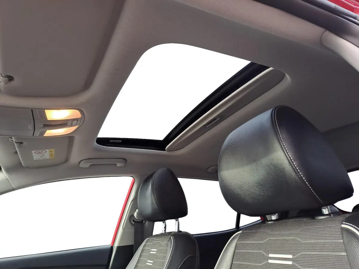 1.0 T-GDi MHEV GT-PlusLine 1e Eigenaar | Meest luxe uitvoering | Schuif-/kanteldak | Metallic lak | Cruise Control Adaptief | camera | Carplay | Fabrieksgarantie | NAP