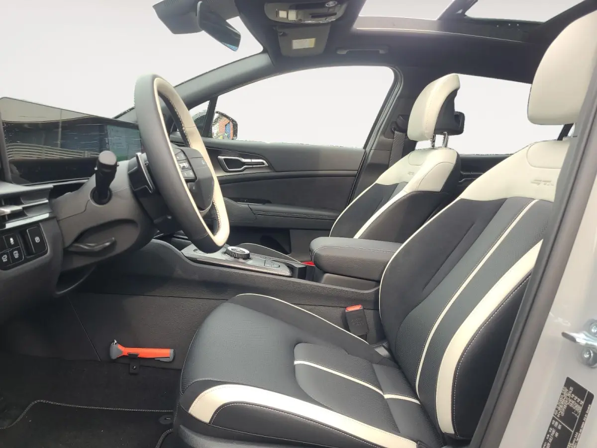 1.6 T-GDi Hybrid GT-PlusLine 239 PK | Two tone Metallic lak | Trekhaak | Trekgewicht: 1.510 kg | Fabrieksgarantie | NAP