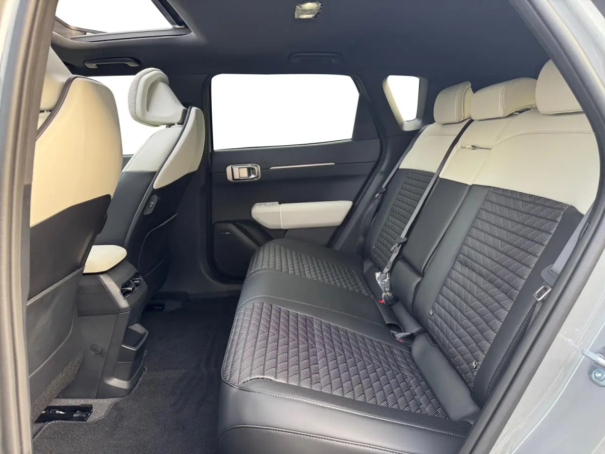 Hatchback GT-PlusLine 81.4 kWh Meest luxe uitvoering | Fabrieksgarantie 2-10-2032 +3x 1 jaar * | NAP
