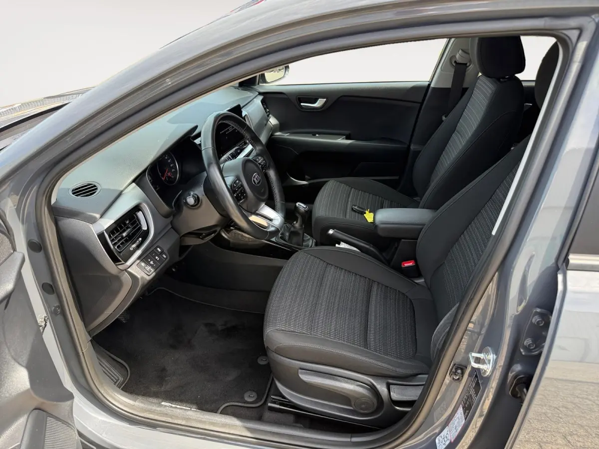 1.0 T-GDi MHEV DynamicPlusLine Dealer onderhouden | Navi | Climate control | Keyless entry | Fabrieksgarantie t/m 25-2-2028  +3x 1 jaar* | NAP