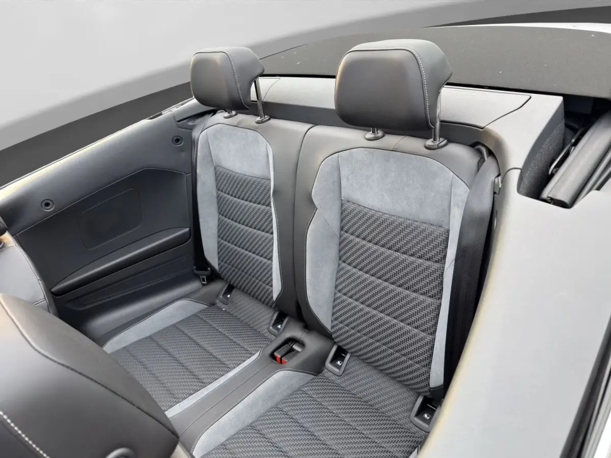 1.5 TSI R-Line ** LED, NAVI+, ACC, TREKH, SPIEGEL- & WINTER-PACK, 17-inch LMV ** 1e EIG - VW-AG - UNFALLFREI ** ** INFORMEER OOK NAAR ONZE AANTREKKELIJKE FINANCIAL-LEASE TARIEVEN **