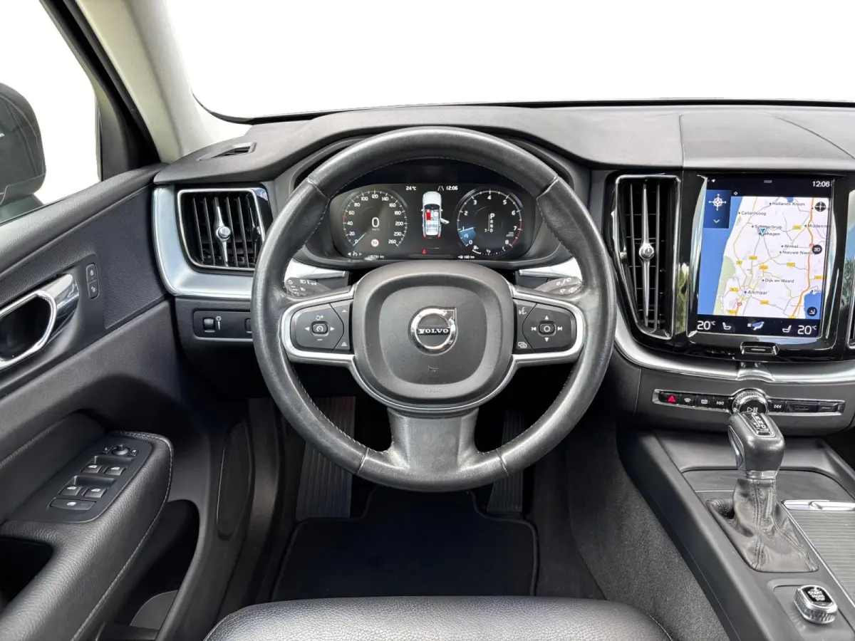 2.0 T5 250 PK ✅ Leder ✅ CarPlay ✅ LED