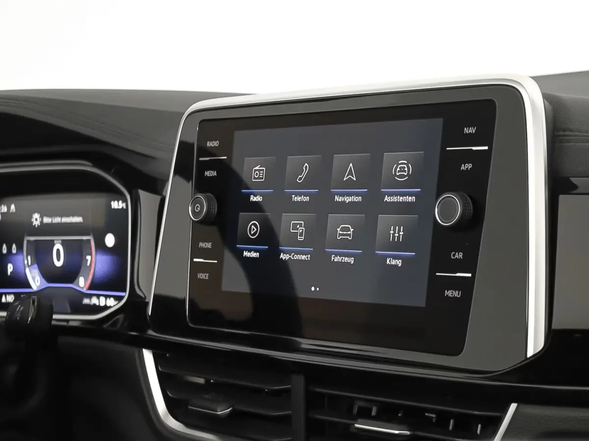 1.5 TSI R-Line ** LED, NAVI+, ACC, TREKH, SPIEGEL- & WINTER-PACK, 17-inch LMV ** 1e EIG - VW-AG - UNFALLFREI ** ** INFORMEER OOK NAAR ONZE AANTREKKELIJKE FINANCIAL-LEASE TARIEVEN **