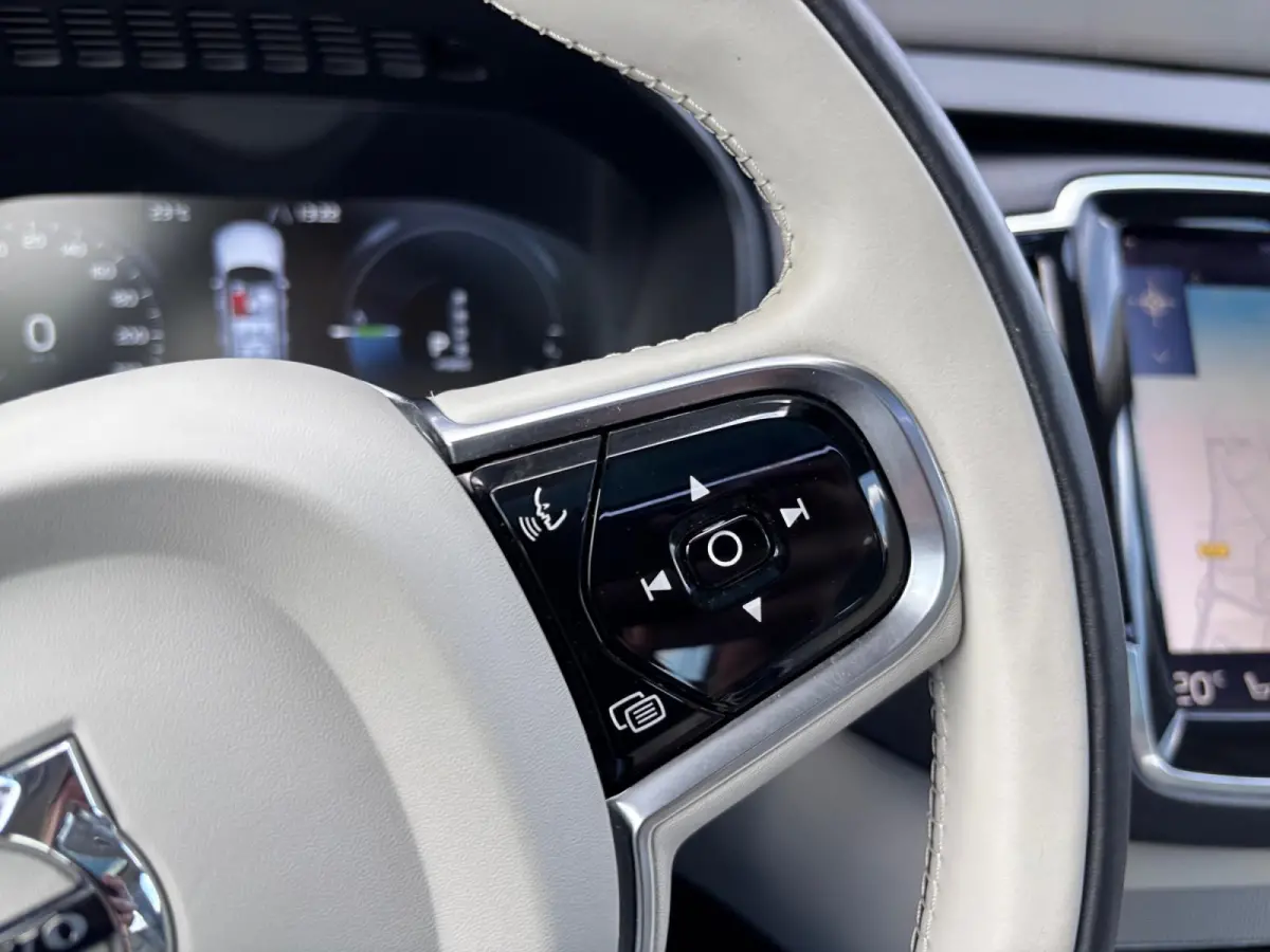 2.0 T8 AWD Inscription 7p. ✅ Luchtvering ✅ Pano ✅ ACC