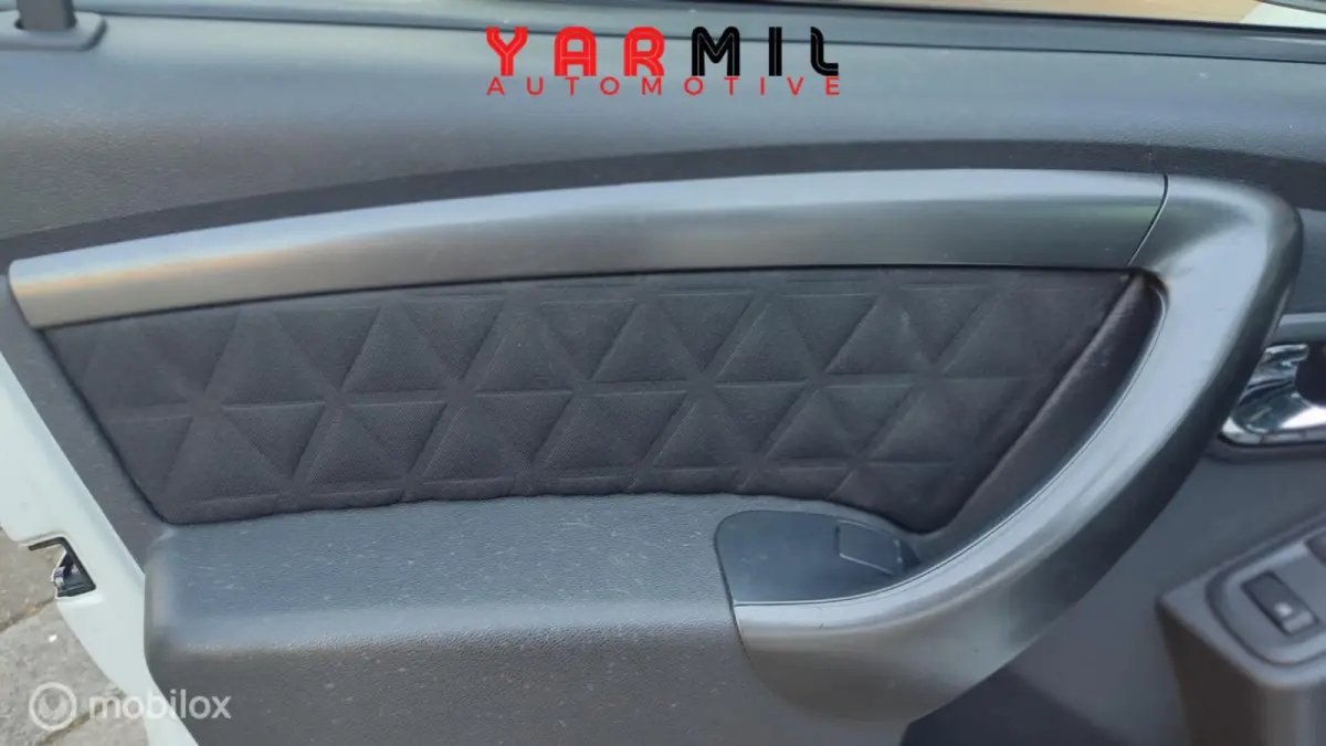 1.2 TCe 4x2 Prestige TREKHAAK AIRCO LEDEREN BEKLEDING