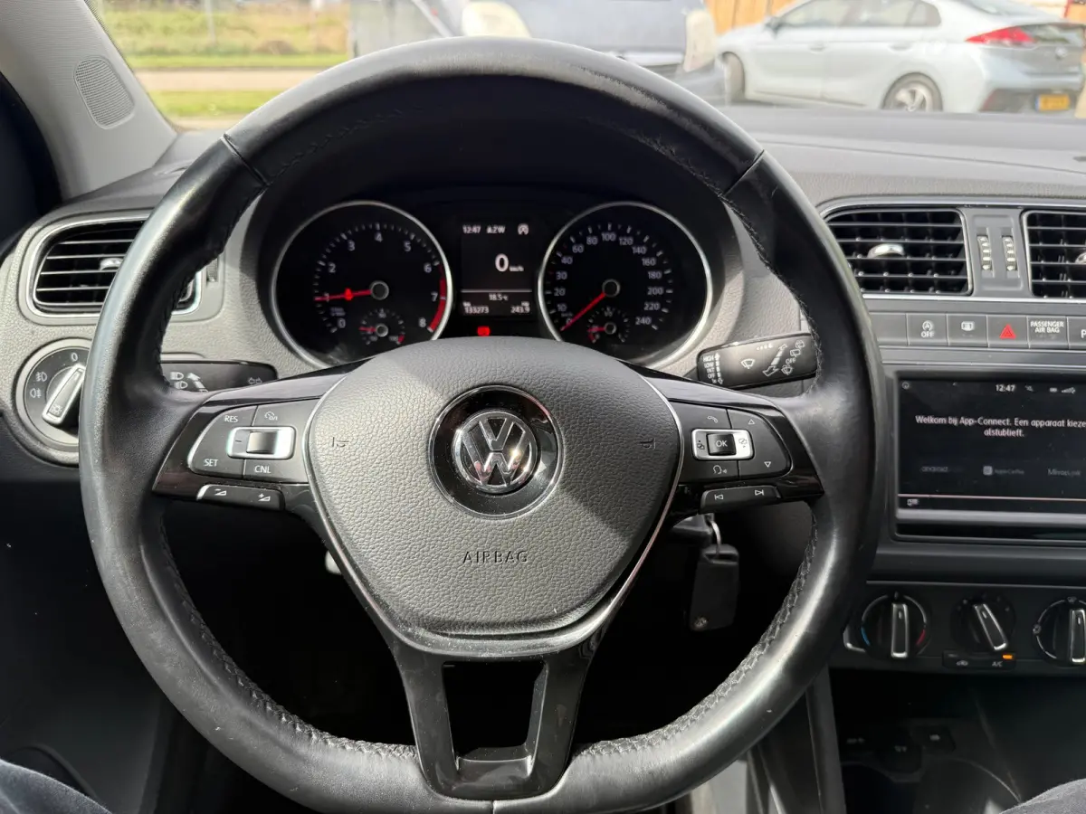 1.2 TSI R-Line|AIRCO|NWE APK|CRUISE CONTROL|LM VELGEN 17|BLUETOOTH|APPLE CARPLAY