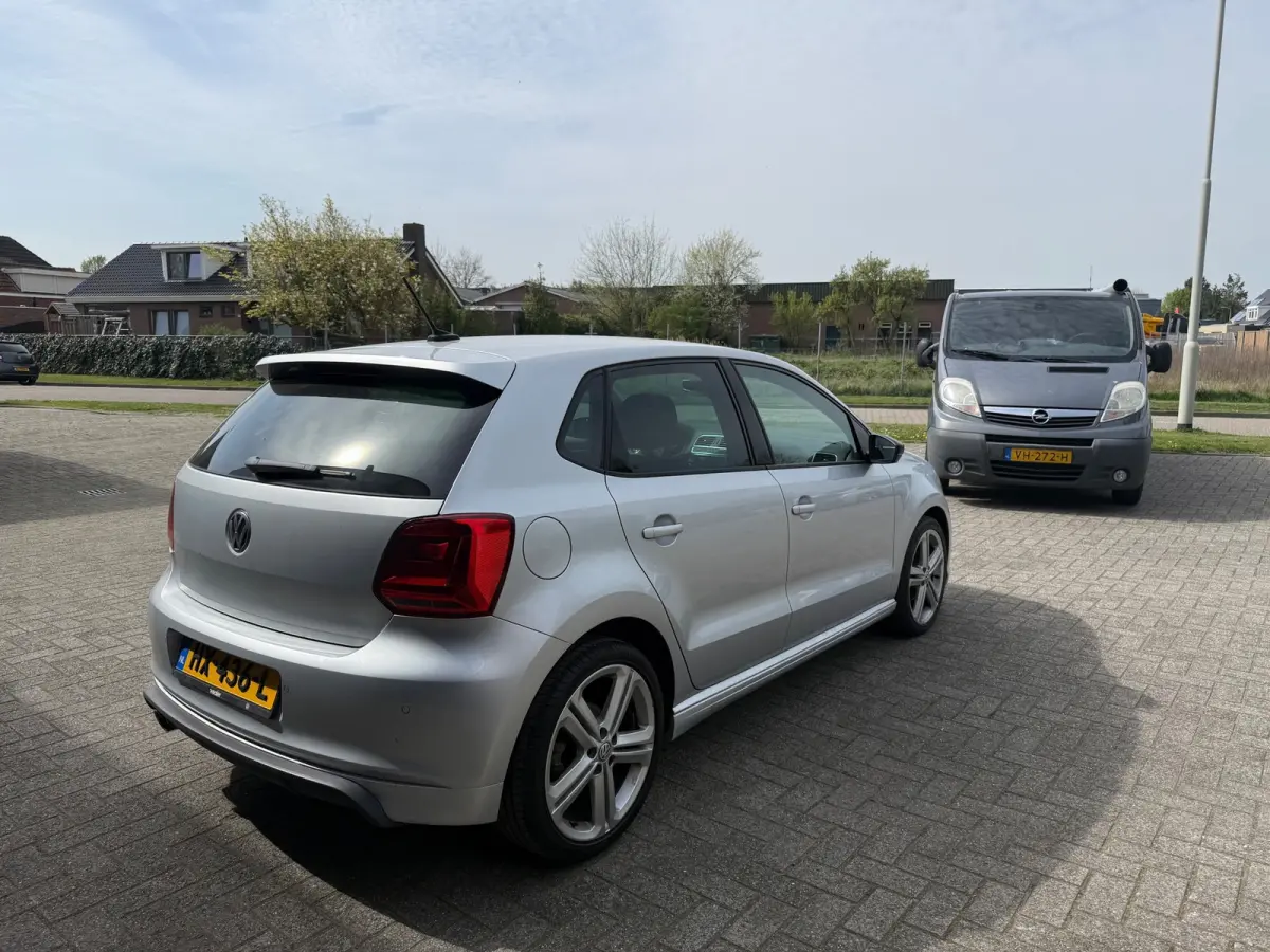 1.2 TSI R-Line|AIRCO|NWE APK|CRUISE CONTROL|LM VELGEN 17|BLUETOOTH|APPLE CARPLAY