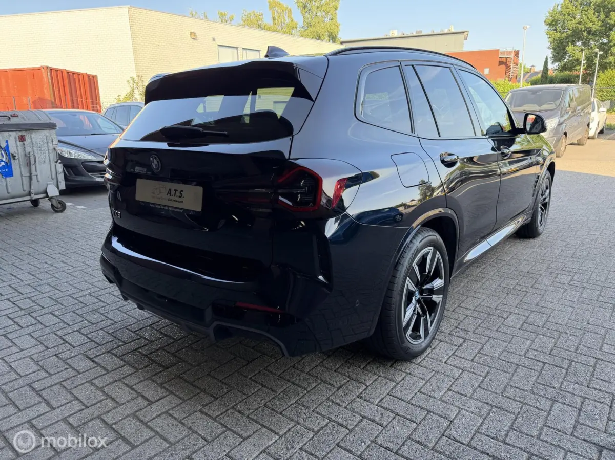 High Executive 80 kWh M-SPORT*PANO-DAK*ACC*LED*CAMERA*