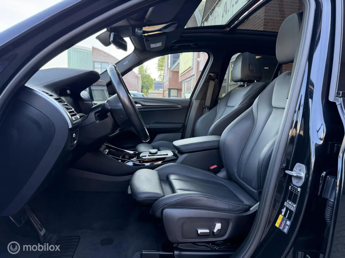 High Executive 80 kWh M-SPORT*PANO-DAK*ACC*LED*CAMERA*