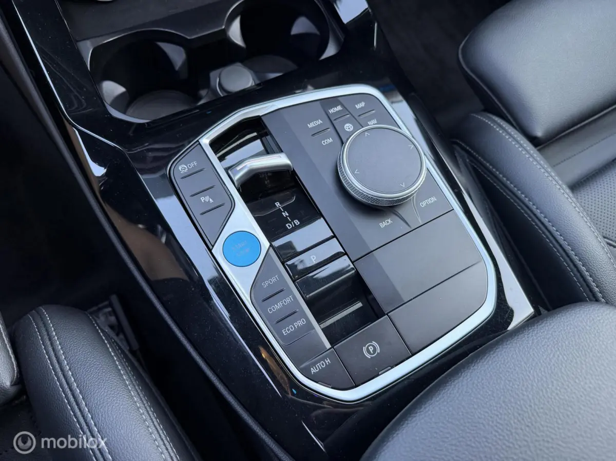 High Executive 80 kWh M-SPORT*PANO-DAK*ACC*LED*CAMERA*