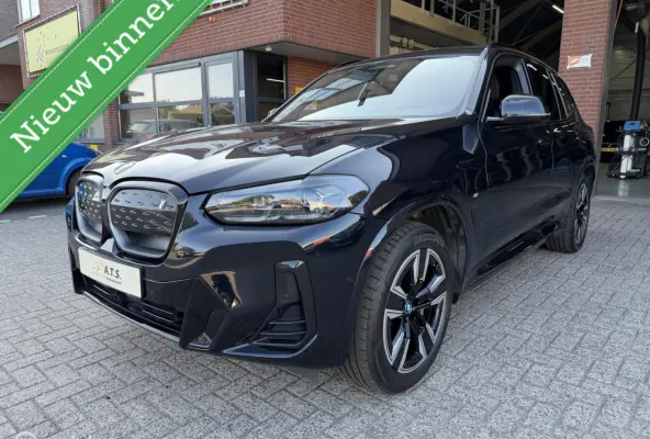 High Executive 80 kWh M-SPORT*PANO-DAK*ACC*LED*CAMERA*