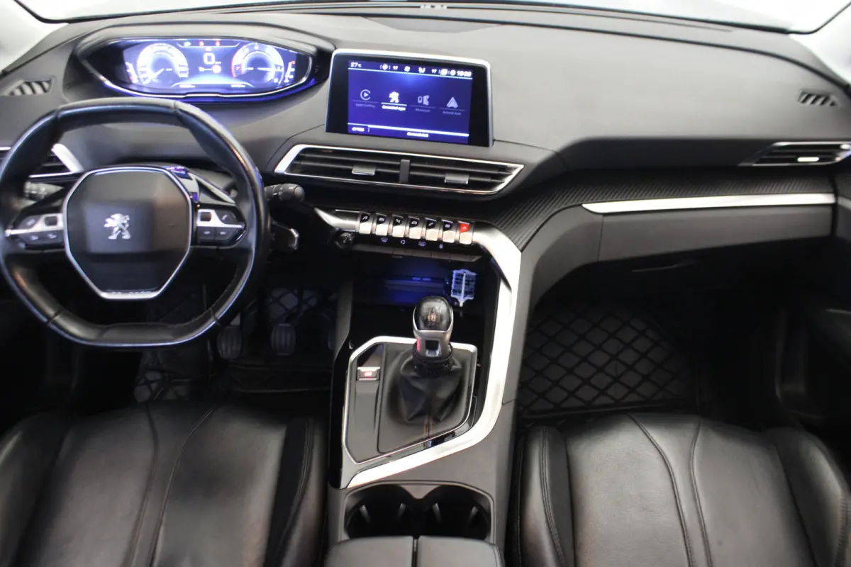 1.2 PureTech Blue Lease Executive |Navi|Leder|