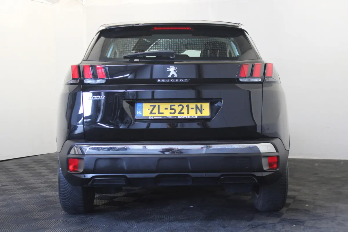 1.2 PureTech Blue Lease Executive |Navi|Leder|
