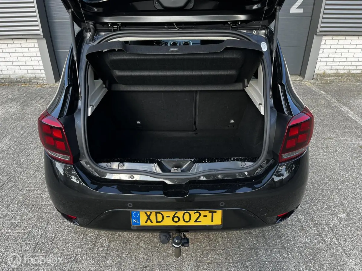 0.9 TCe NAVI/CRUISE/CAMERA/AIRCO