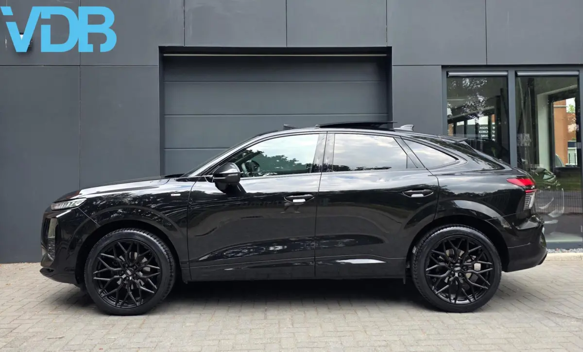 35 TFSI S-LINE BLACK EDITION PANO SFEER