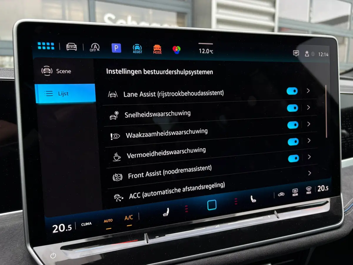 1.5 eTSI R-Line Edition | Trekhaak | Panoramadak | Eletrische A-klep | Head up Display | Stoel-Stuur verwarming | Matrix lead koplampen |