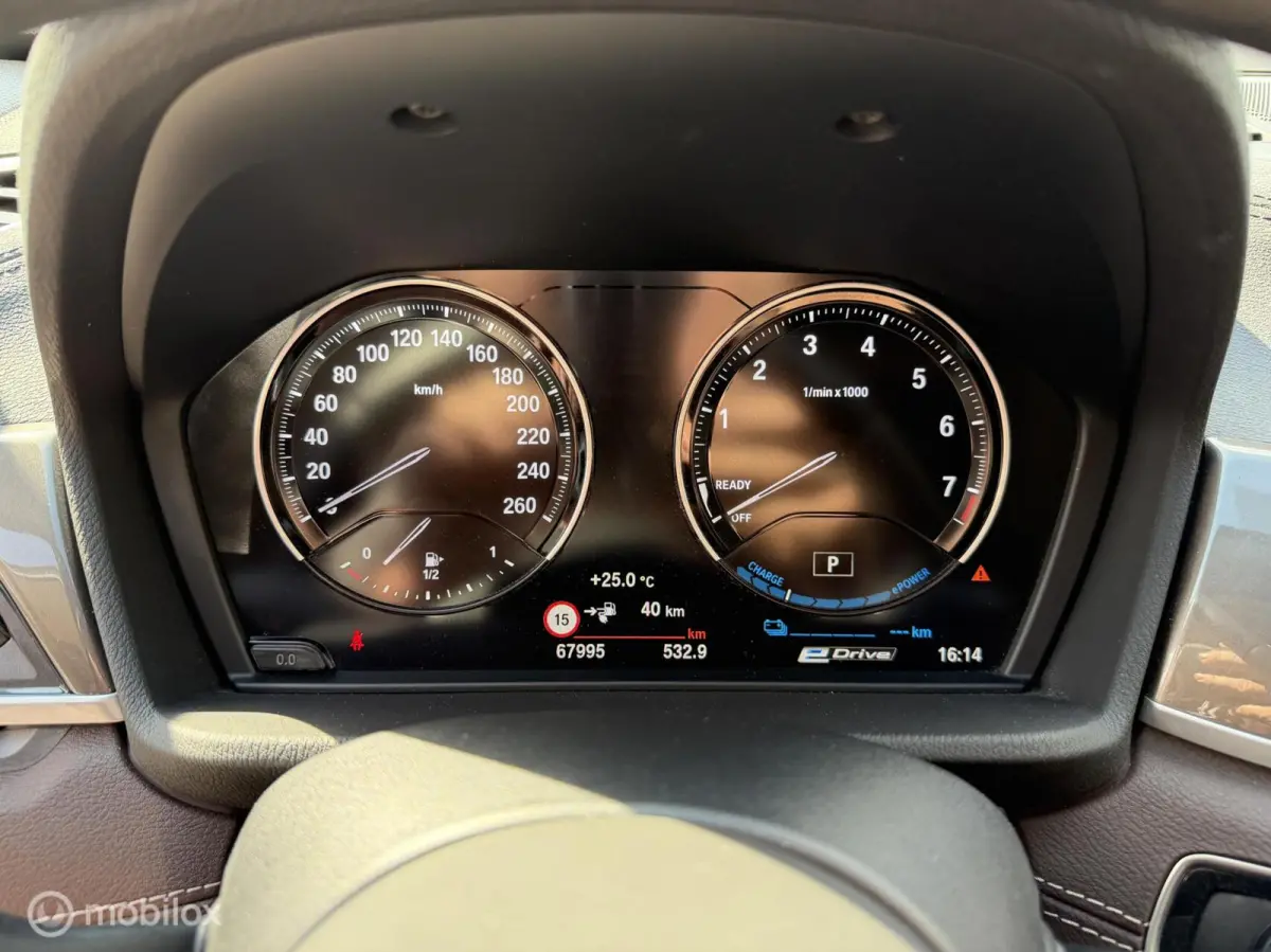 xDrive25e High Executive LEDER*PANO-DAK*HUD*LED*CAMERA*