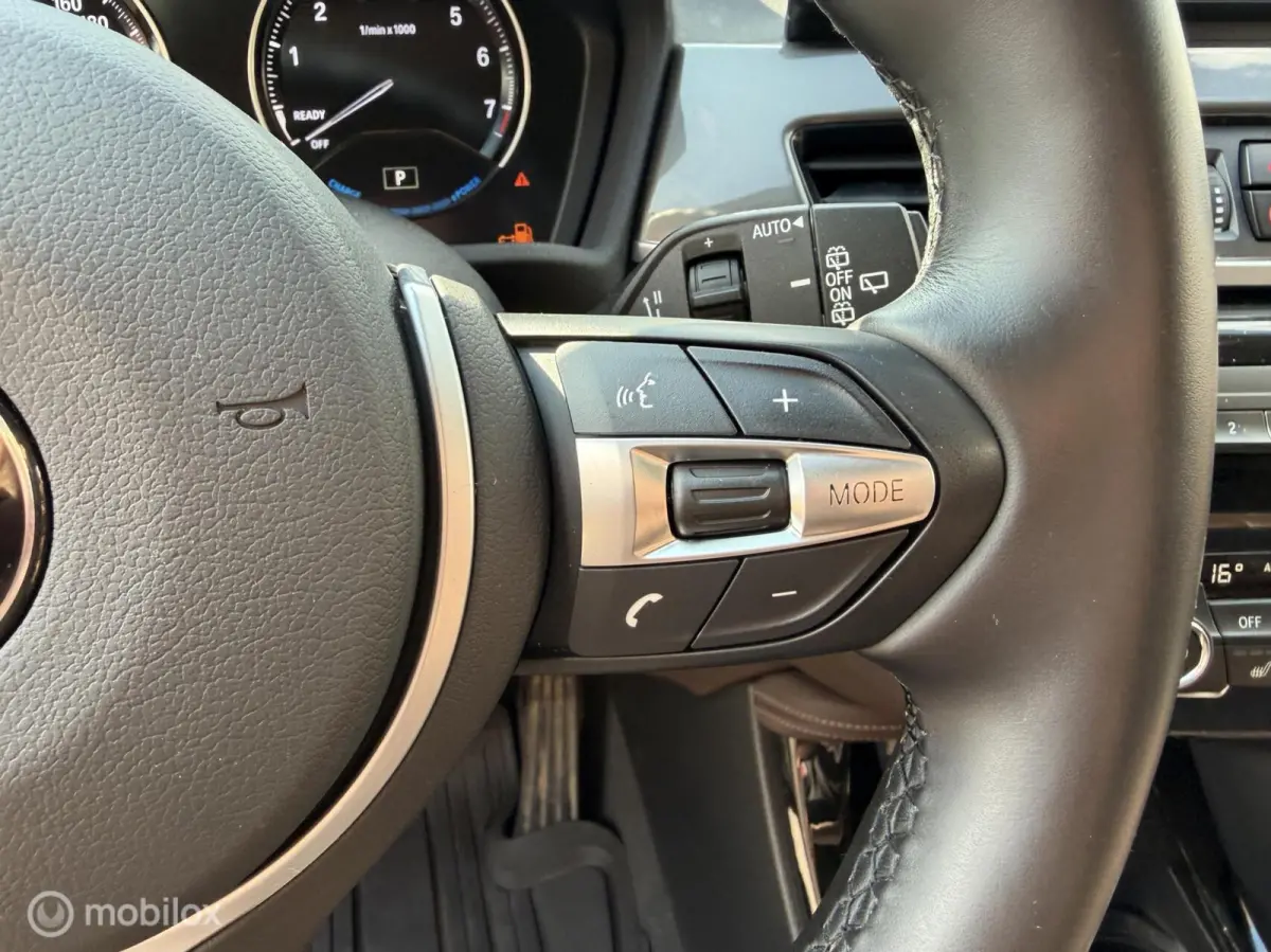 xDrive25e High Executive LEDER*PANO-DAK*HUD*LED*CAMERA*