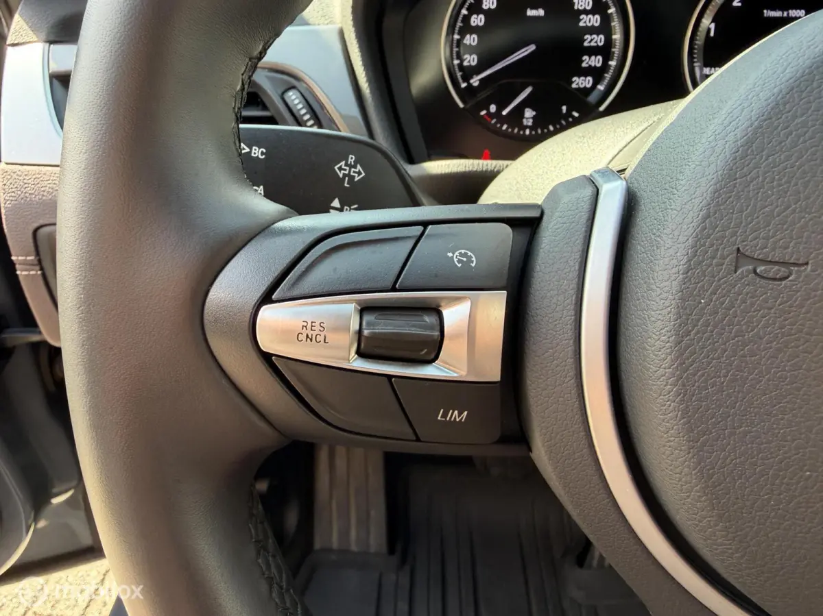 xDrive25e High Executive LEDER*PANO-DAK*HUD*LED*CAMERA*