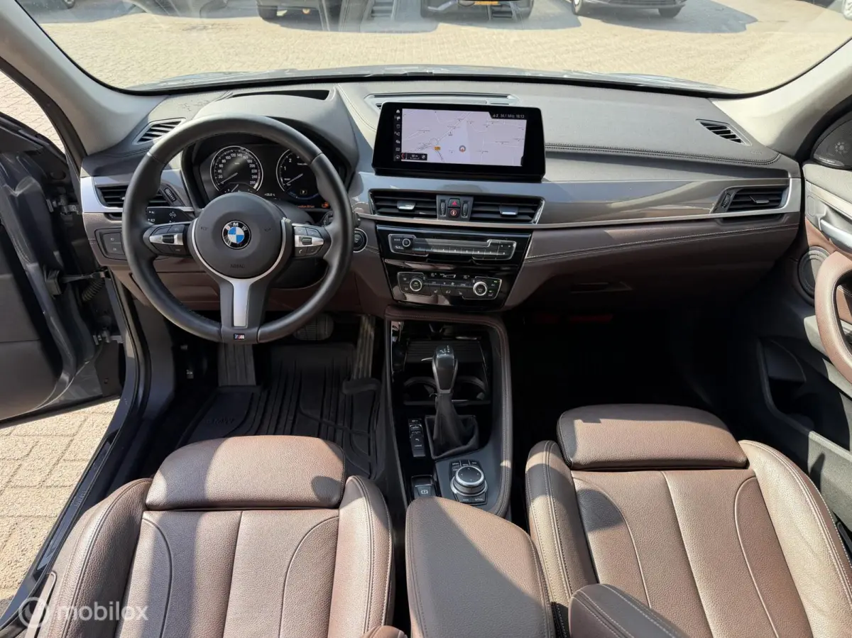 xDrive25e High Executive LEDER*PANO-DAK*HUD*LED*CAMERA*