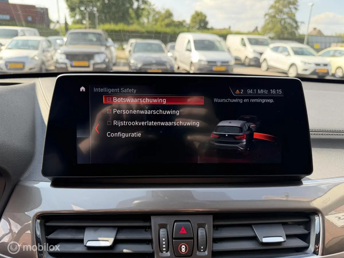 xDrive25e High Executive LEDER*PANO-DAK*HUD*LED*CAMERA*