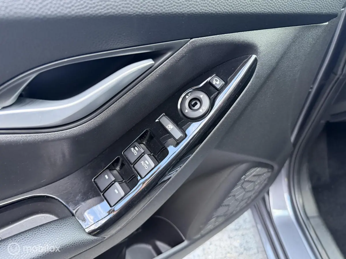 1.6i Premium AUTOMAAT*NAVI*CAMERA*CRUISE*PDC*