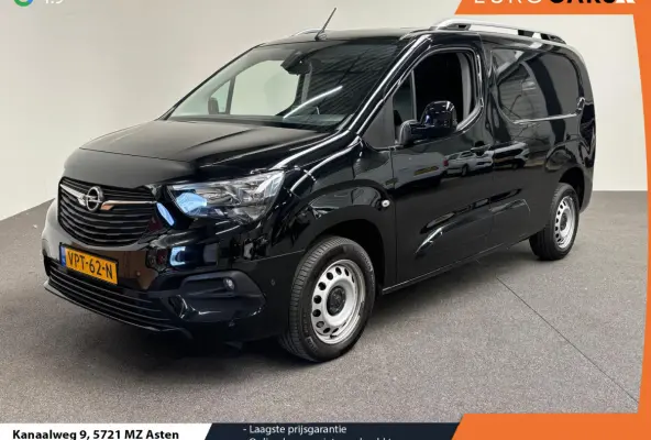 1.5D L2H1 Edition Automaat Airco Navigatie Apple Carplay/Android Auto Camera Parkeersensoren Trekhaak