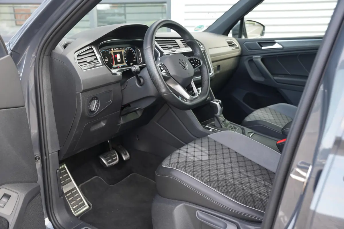 2.0 TDI R-Line Business+ IQ Light R Line Adapt. Cruise Stoelverw.