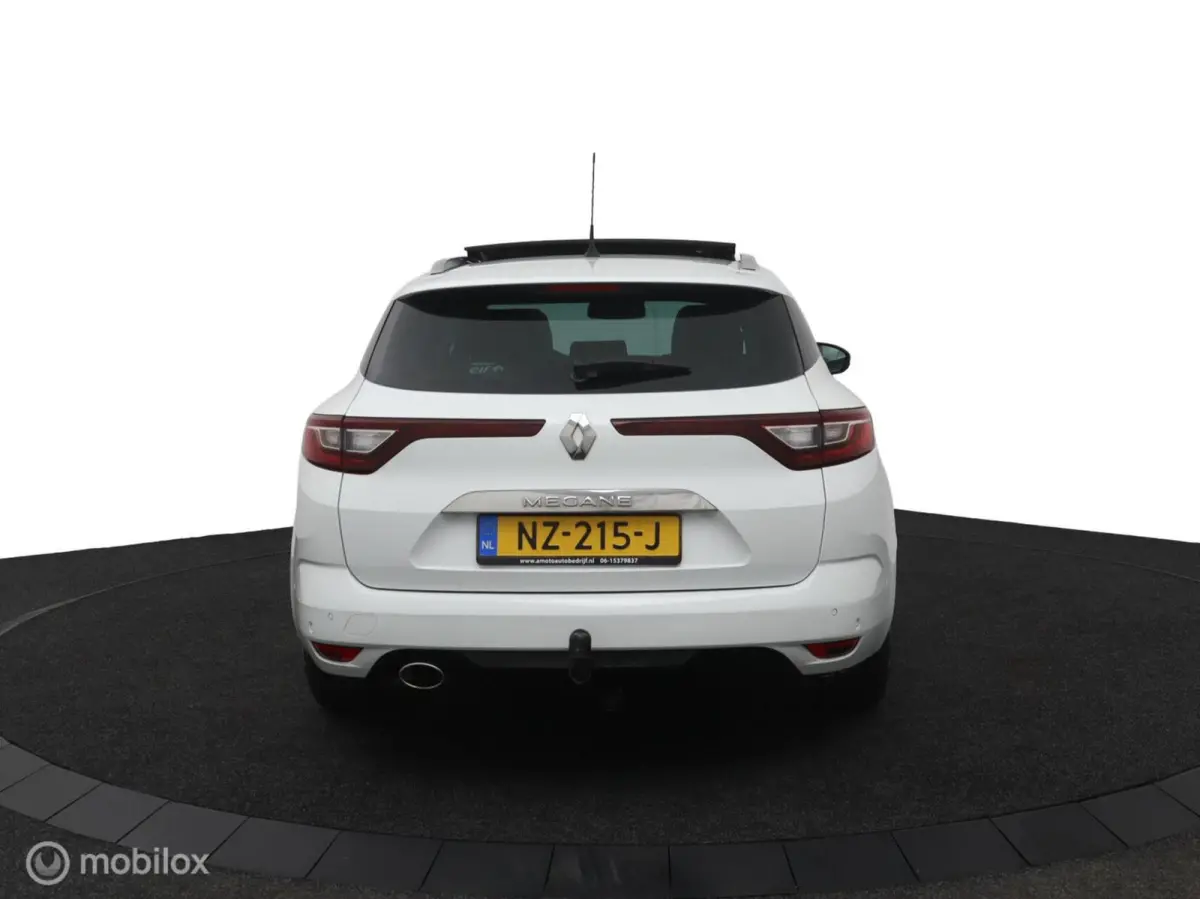 1.2 TCe Bose R-LINE