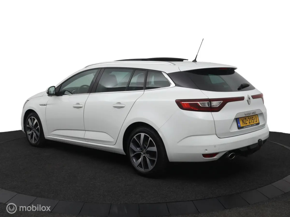 1.2 TCe Bose R-LINE