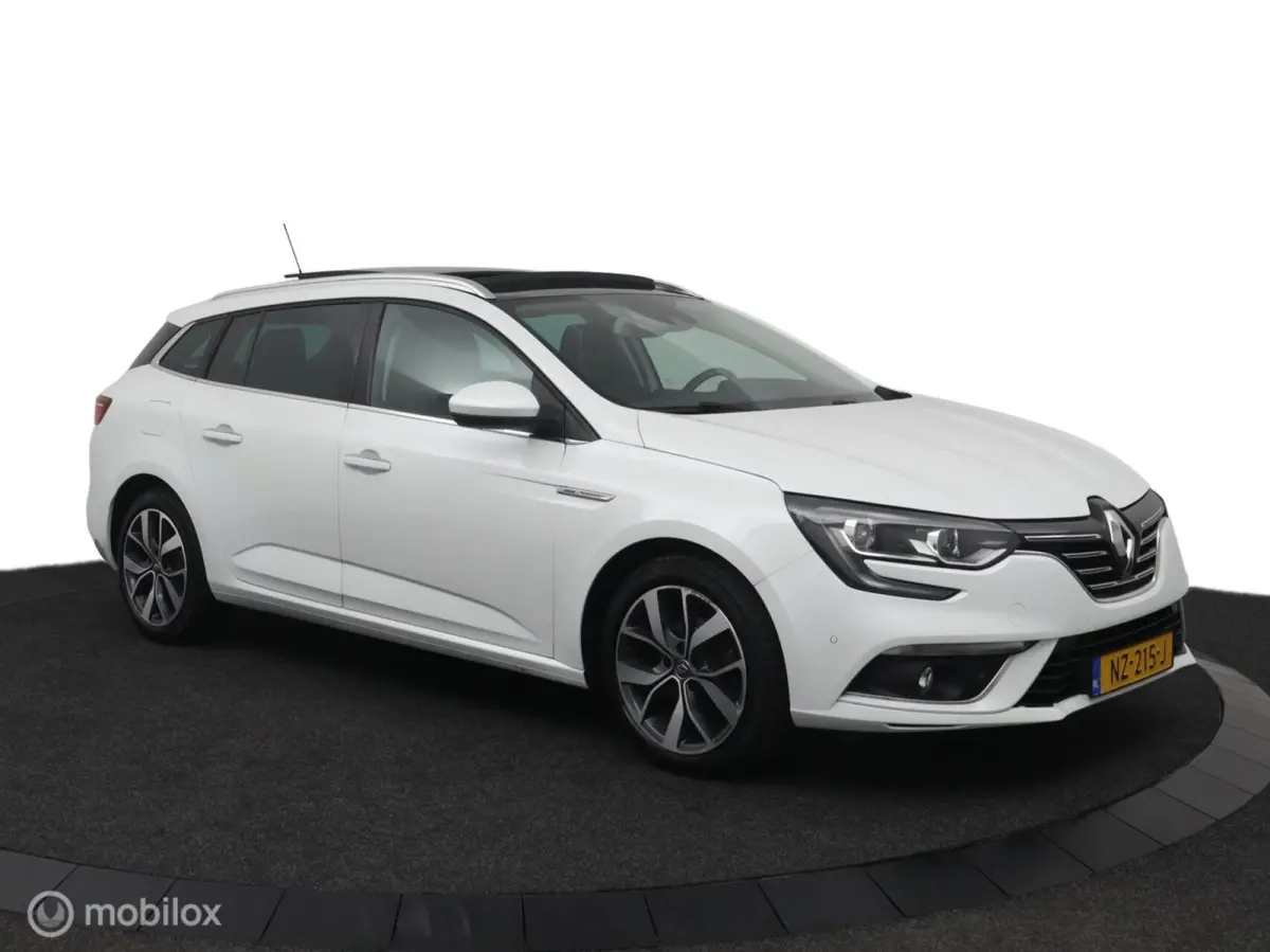 1.2 TCe Bose R-LINE
